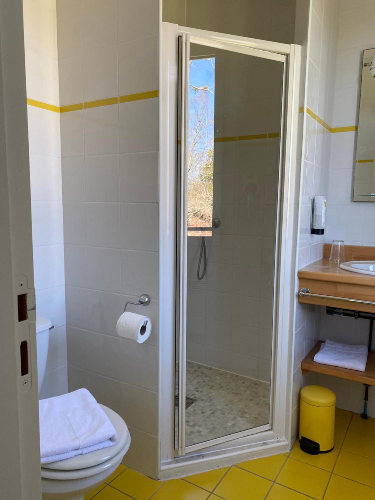 Logis Hotel Le Clos Pite Préchacq Exteriör bild